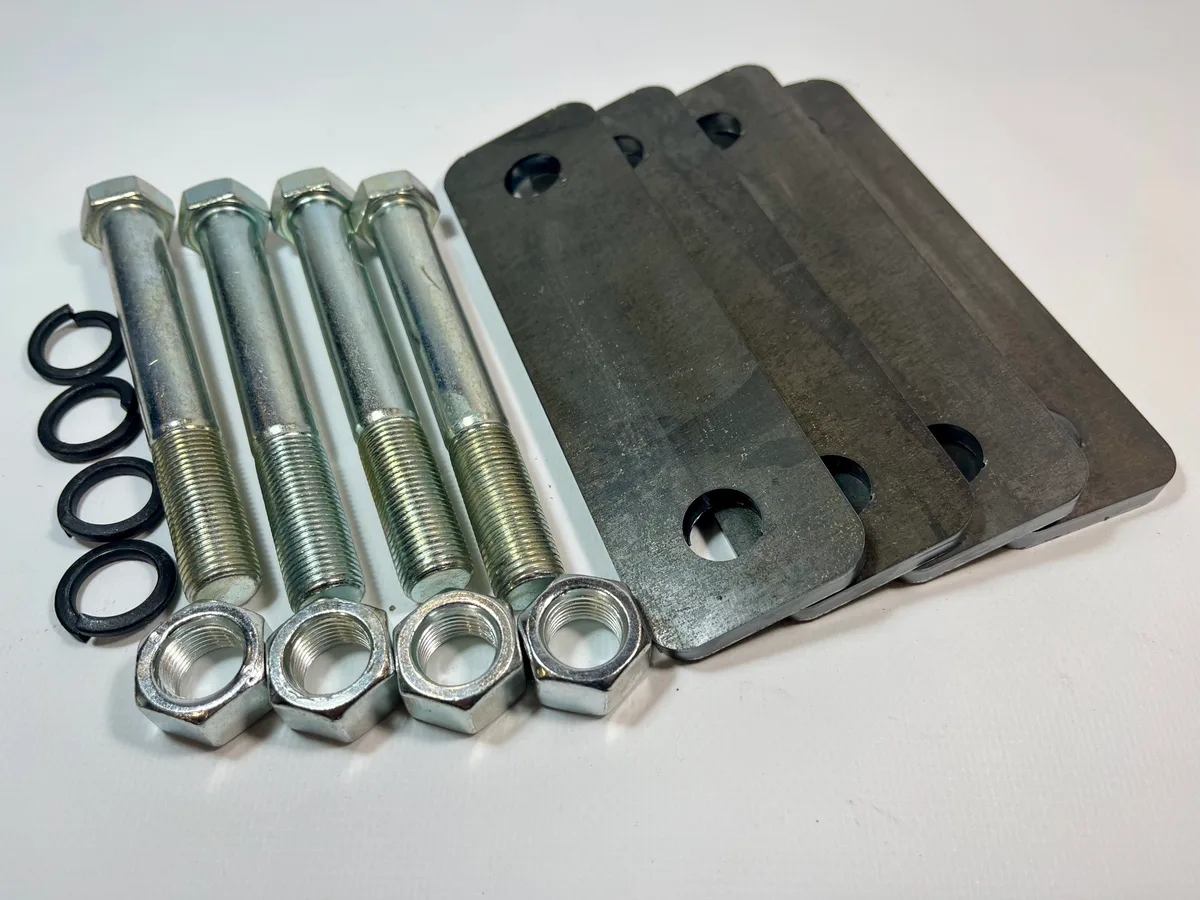 Серьга рессоры ГАЗ 3302 (4 болта в сборе + 4 пластины)